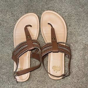 Sandles